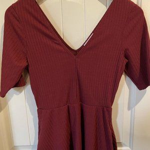 Socialite Burgundy Dress Small